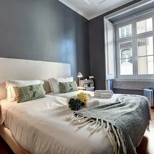 Appartement Canaan Boutique Fanqueiros 114 By Get Your, Lissabon